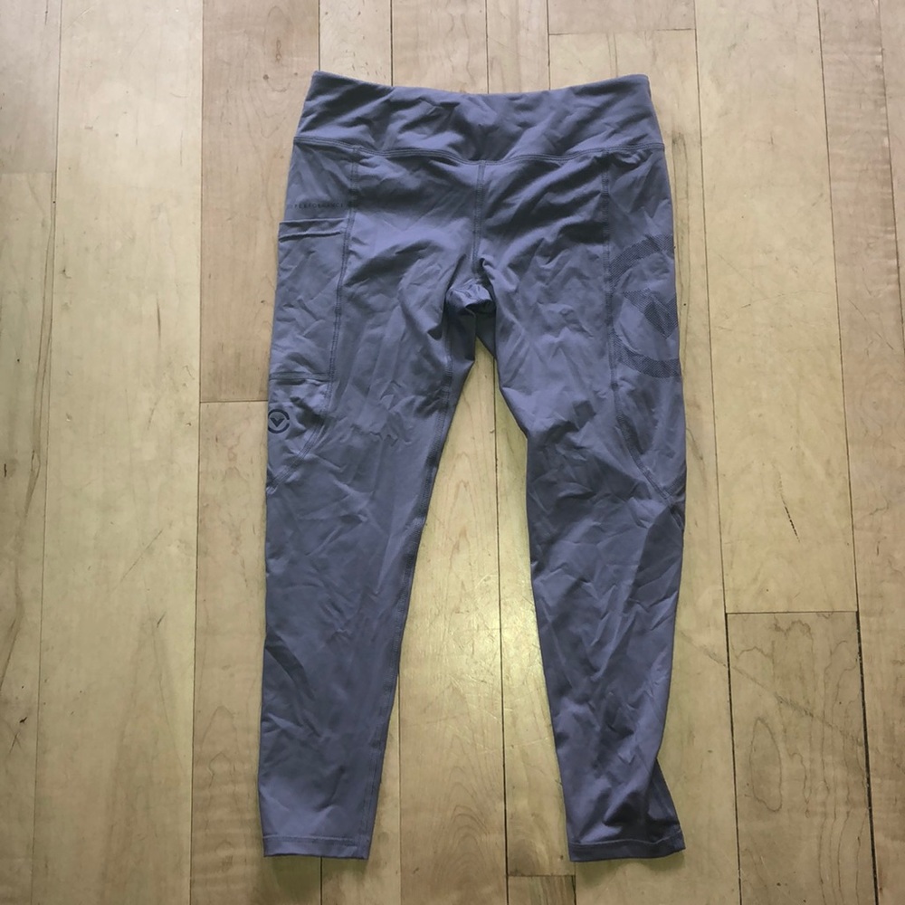 Virus Crop pants